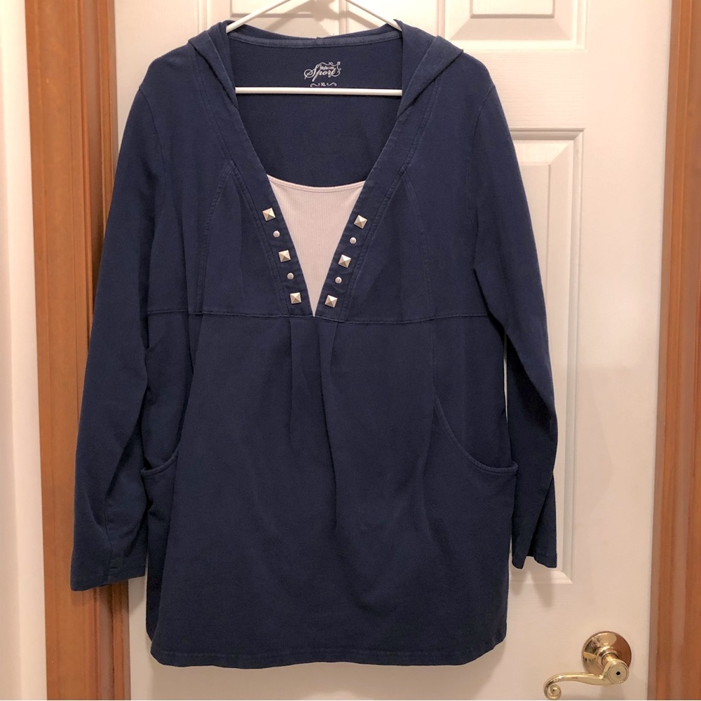 Size XL hoodie top by Style & Co Sport in navy blue & white